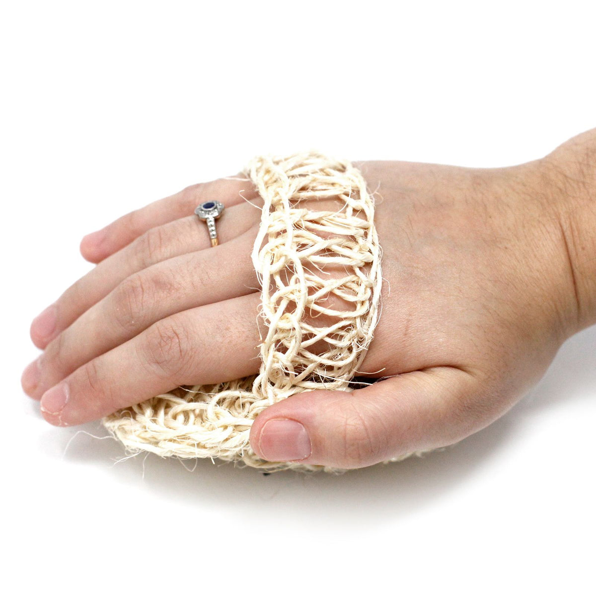 Sisal Sponge & Scrub - Soft Round Exfoliating Cushion - ORIVON Collection (image 3 of 5)